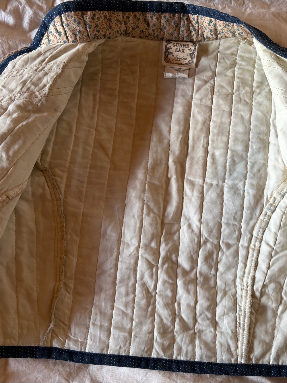 1970s Gunne Sax by Jessica Quilted Floral Prairie Jacket size 7 - Picture 5 of 7